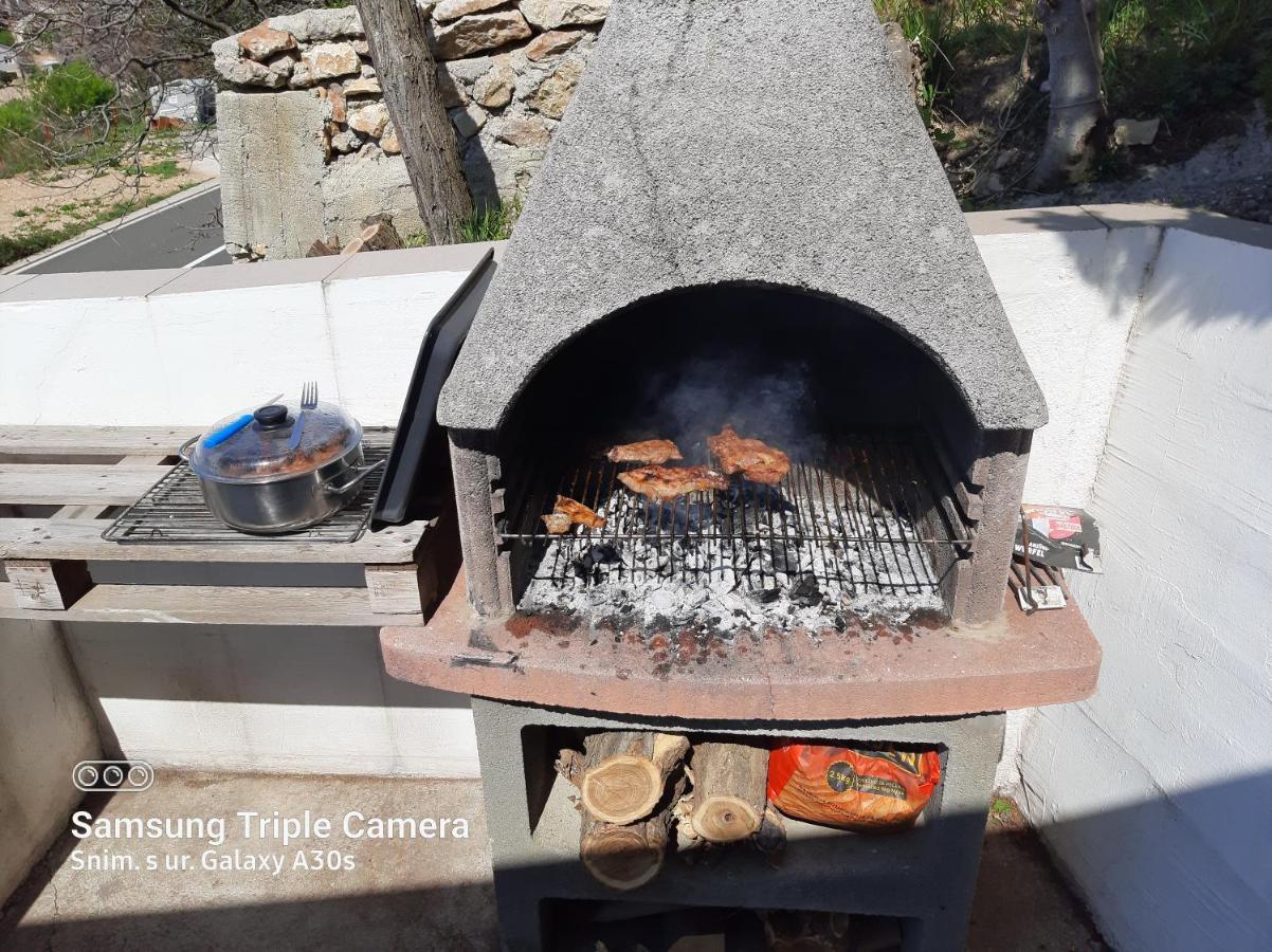 Ferienwohnung Kuca Za Odmor Coccoli Karlobag Exterior foto