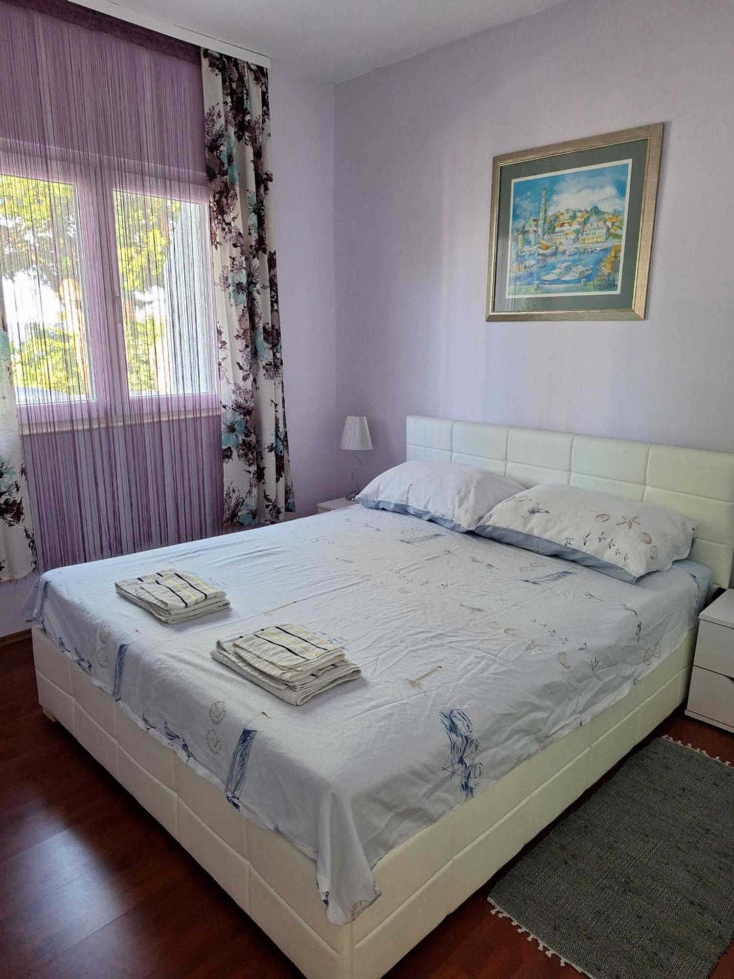 Ferienwohnung Kuca Za Odmor Coccoli Karlobag Exterior foto
