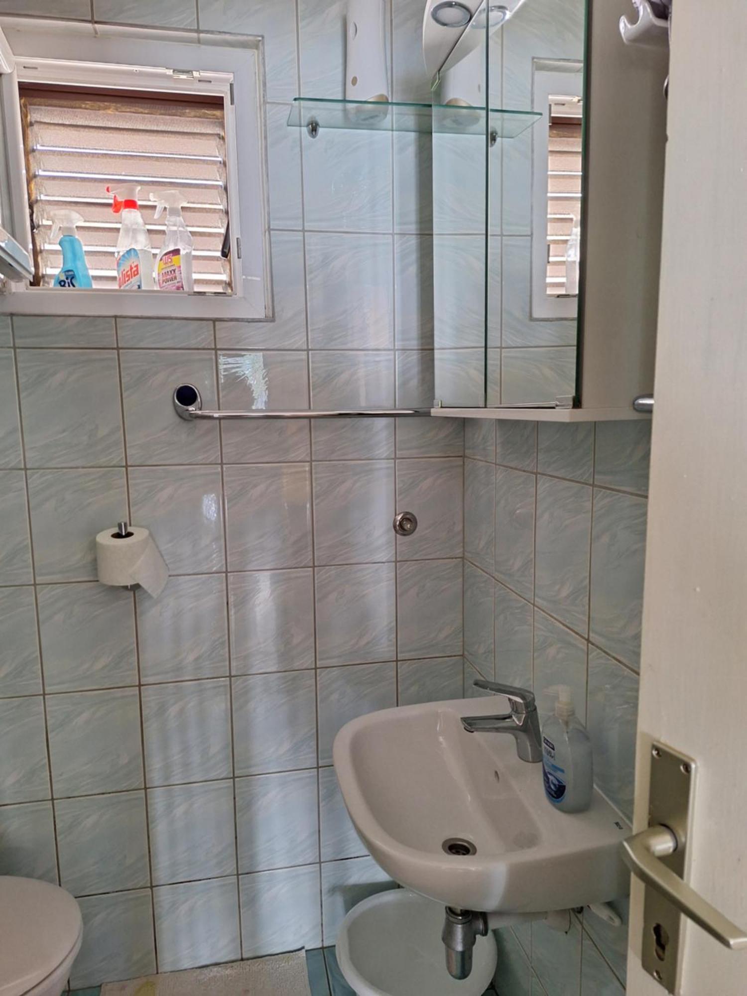 Ferienwohnung Kuca Za Odmor Coccoli Karlobag Exterior foto