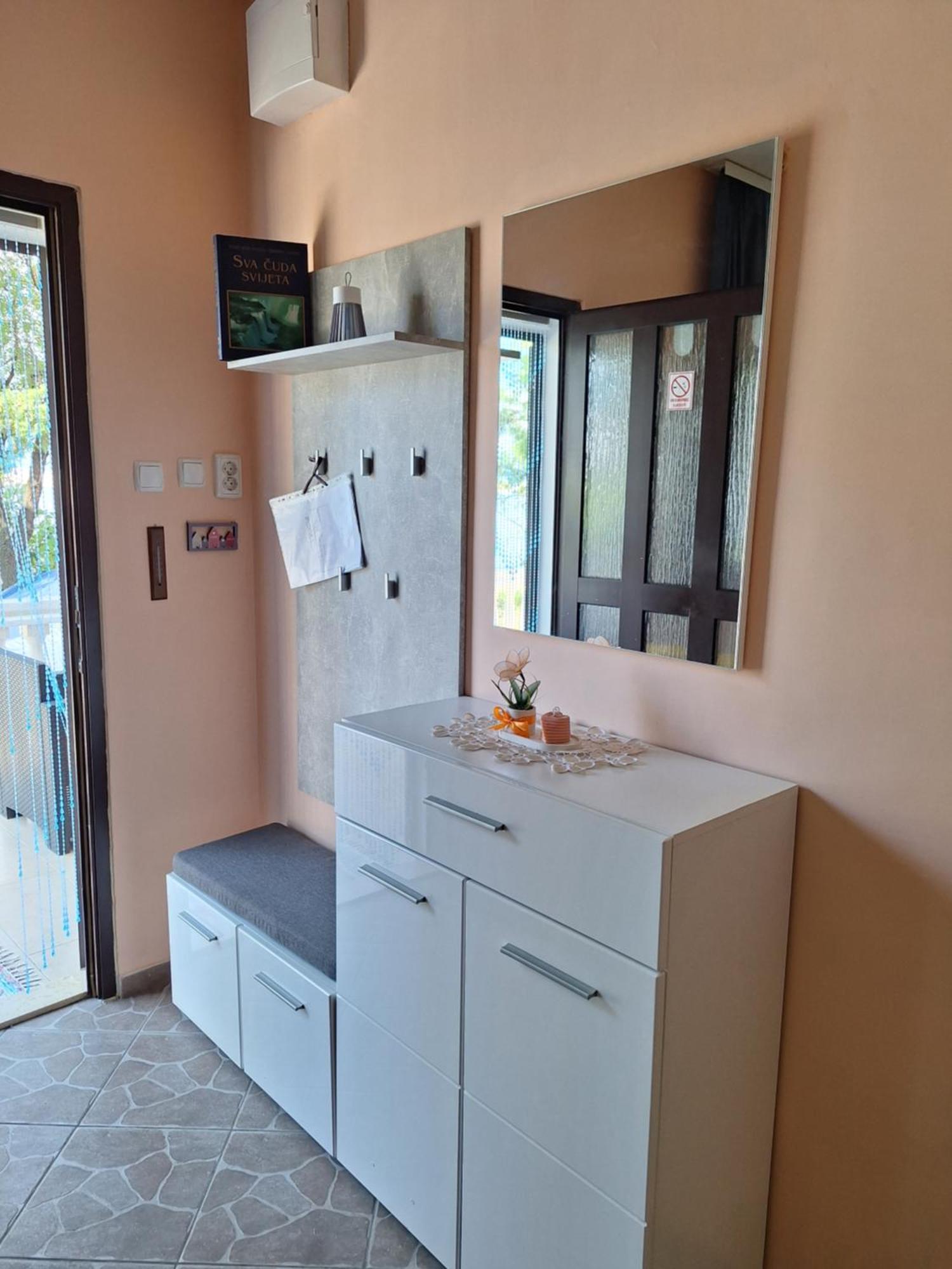 Ferienwohnung Kuca Za Odmor Coccoli Karlobag Exterior foto